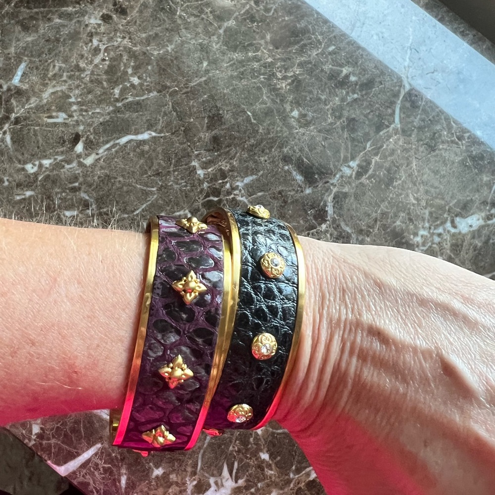 Bangle set